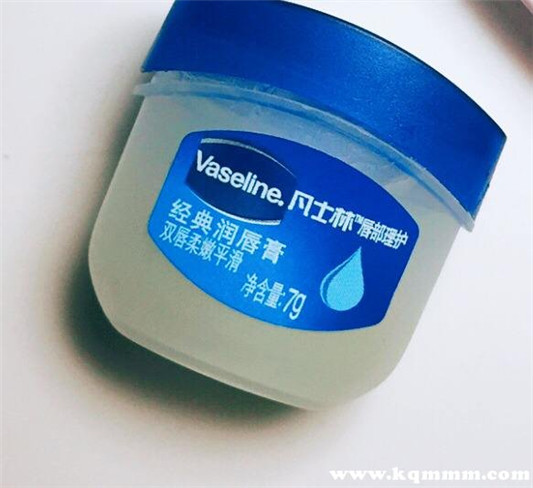 润唇膏哪个牌子的好用推荐，润唇膏什么牌子好用  唇膏 第2张