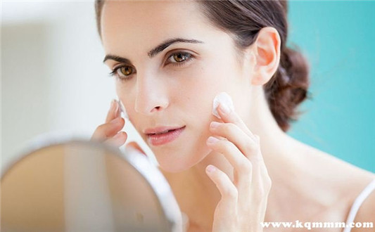 乳液怎么用才正确方法，乳液正确涂抹方法