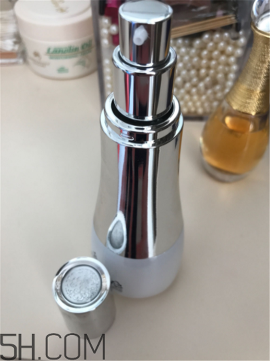sum37度呼吸保湿乳油不油，适合什么肤质  sum37 乳液 呼吸37度 第2张