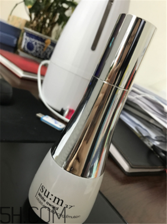 sum37度呼吸保湿乳油不油，适合什么肤质  sum37 乳液 呼吸37度 第4张