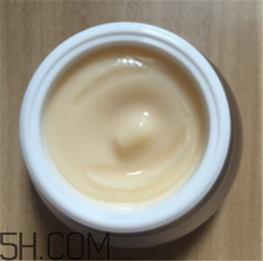 sum37魔法眼霜油不油，油皮能用吗  sum37 眼霜 呼吸37度 第3张