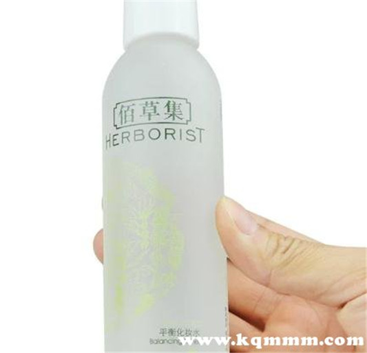 精华液和爽肤水有什么区别，先用哪一个