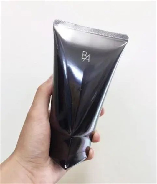 贵妇卸妆测评，仙女们向着颜值冲吧