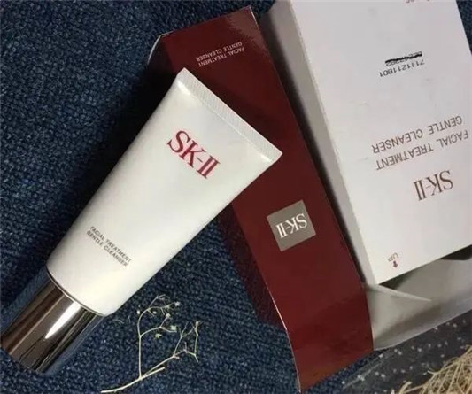 6款超好用洗面奶测评，水润不紧绷  洗面奶 第4张