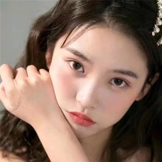 3CE绝美唇釉，铁锈红娇俏，plain温柔，taupe高级，Daffodil百搭  3CE唇釉 plain taupe Daffodil 第9张