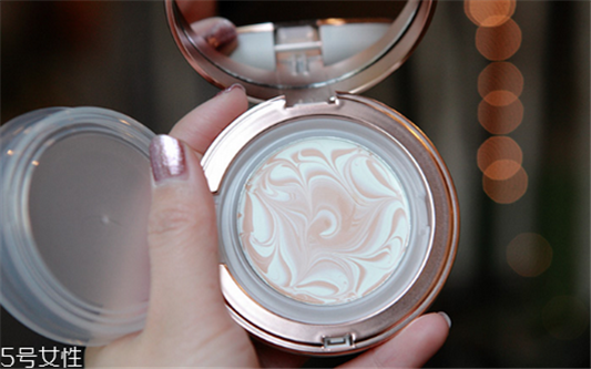 爱敬气垫，赫拉和兰芝哪个好用根据肤质选择  气垫 化妆品 呼吸37度 第4张