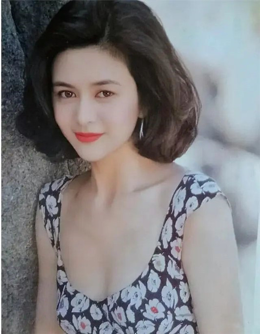 保姆级护肤分享，雅诗兰黛小棕瓶修复，SK2抗老，娇诗韵熬夜必备