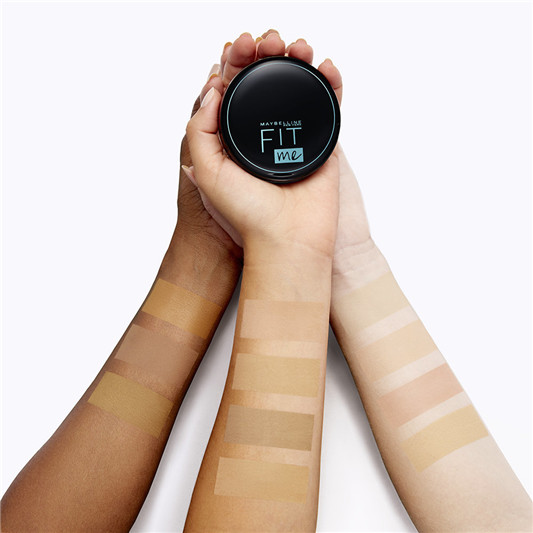 美宝莲超人气FIT ME家族新成员「FIT ME反孔特雾控油粉饼」4色登场  MAYBELLINE 美宝莲 夏季彩妆 粉底液 粉饼 遮瑕膏 第2张