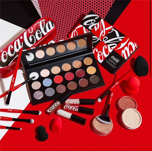 CocaCola×MorpheBrushes Thirst For Life 联名系列