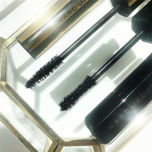 Marc Jacobs Beauty AT LASH`D睫毛膏  睫毛膏 新品 第3张