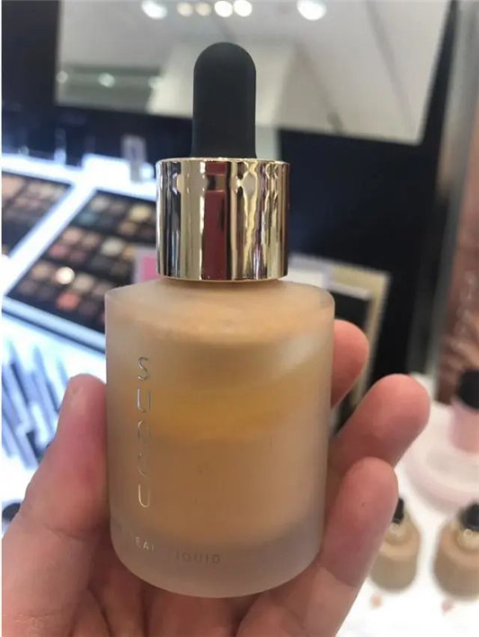 日妆必买小众清单，SUQQU粉底液养肤，茵芙纱遮瑕效果好，很好用  小众 效果好 第3张
