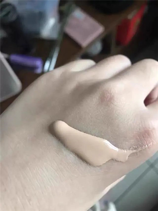 平价粉底液除了fitme，这几款同样好用，妆效自然持久，你有几个  粉底液 这款 适合 第3张