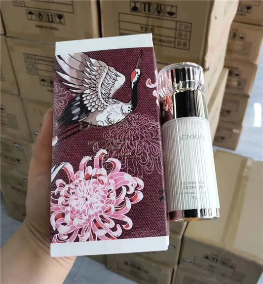 蕾蒂金隔离霜「提亮肤色，超级水润」  蕾蒂金 隔离霜 第2张