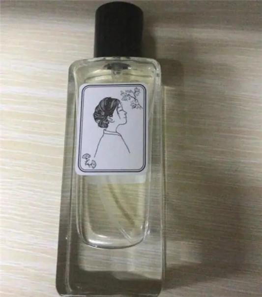 猪猪女孩还在用廉价香水平价但不廉价的香水，让你体验高级质感  香水 茉莉 小姐 第7张