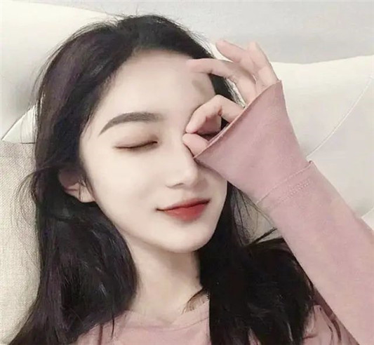 胡萝卜色号大**，兰蔻196哑光又显白，完美日记C02丝滑又好看  胡萝卜 大** 第13张