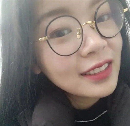 素颜也能涂的口红，阿玛尼506经典，香奈儿196温柔，黄皮涂也好看