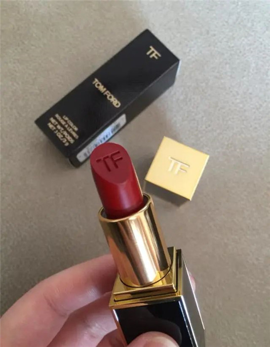 每个大牌口红都有爆款色号，迪奥999经久不衰，TF16黄皮最爱  口红 迪奥999 TF 第4张