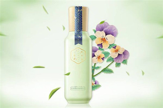 百雀羚三生花控油清肌滢透爽肤水怎么用，一般都需要洁面后再使用
