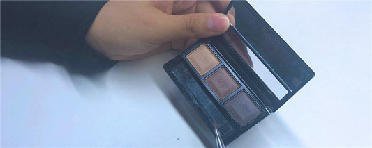 眉粉可以当鼻影吗