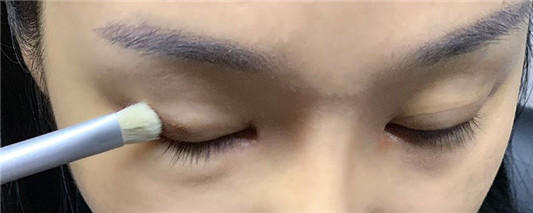新手单眼皮眼影画法
