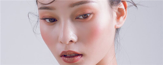 高颧骨腮红的位置画法 腮红 画法 颧骨 第1张 高颧骨腮红的位置画法 腮红 画法 颧骨 第1张