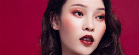 唇釉怎么涂咬唇妆
