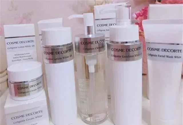 适合25岁以后各年龄段人群抗初老水乳护肤品推荐（含价格）  水乳 价格 推荐 第4张