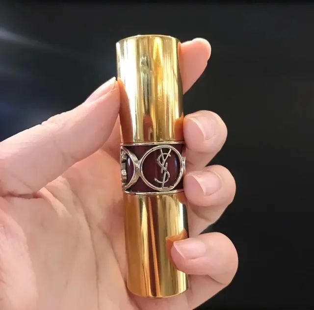 YSL冷门宝藏色和圆管76上榜，小银条C位出道  YSL 圆管 小银条 第2张