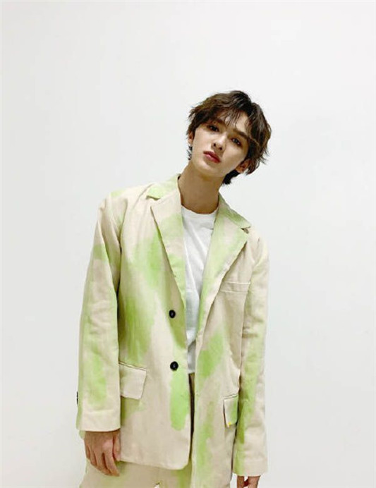 扎染衣服穿搭，扎染单品搭配方法  单品 衣服 方法 第3张