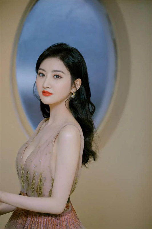 什么发色有高级感，黑发打理方法  方法 高级 第3张
