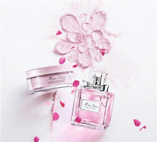 迪奥2020全新花漾香体蜜粉上市，穿上Miss Dior香气  2020 肌肤 迪奥 第3张