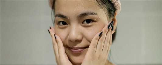 脸上斑点如何去掉