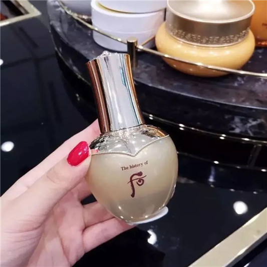 天气丹皇后套装配方温和，缓解肌肤常见的问题