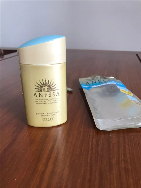 安耐晒真假辨别只需10秒钟  2020 假货 安耐晒 第5张