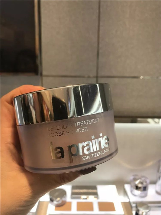 NARS蜜粉饼和纪梵希散粉谁更好用  2020 油 散粉 第5张