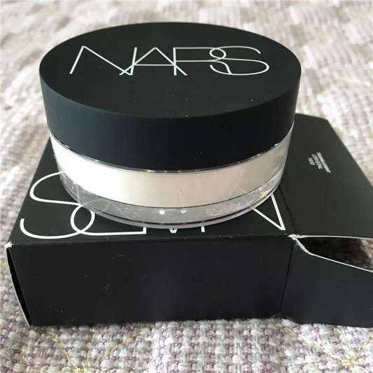 NARS蜜粉饼和纪梵希散粉谁更好用  2020 油 散粉 第7张