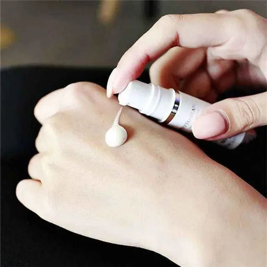 美白重要的不是精华，做好这2步比花大价钱买精华还有用  2020 美白 防晒 第7张