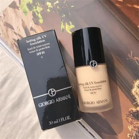 粉底液粉饼和气垫有什么区别 