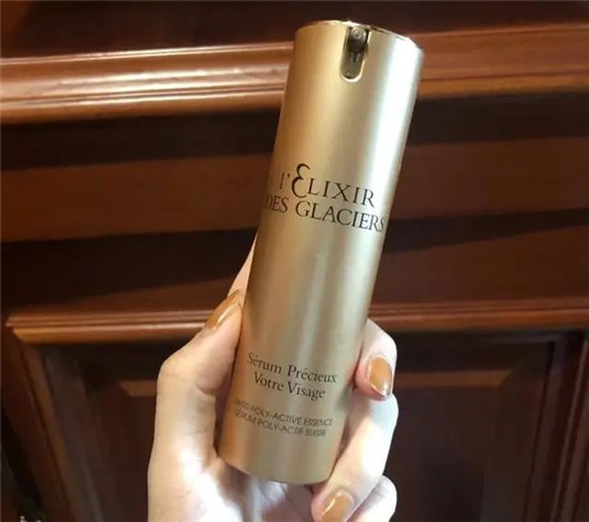 大牌「去皱抗老」精华该怎么选，不差钱的人这几款一定要知道  2020 精华 后 第8张