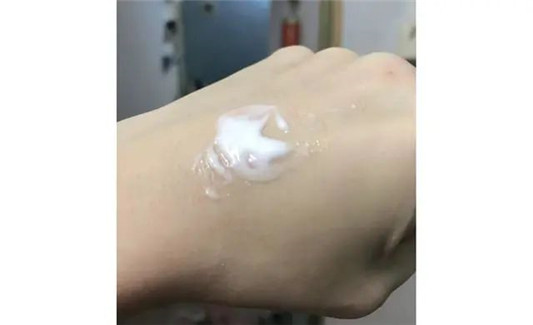 雪花秀护肤品怎么样,这些护肤品更受月入4000的人欢迎 护肤品 雪花秀 种草 第7张 雪花秀护肤品怎么样,这些护肤品更受月入4000的人欢迎 护肤品 雪花秀 种草 第7张