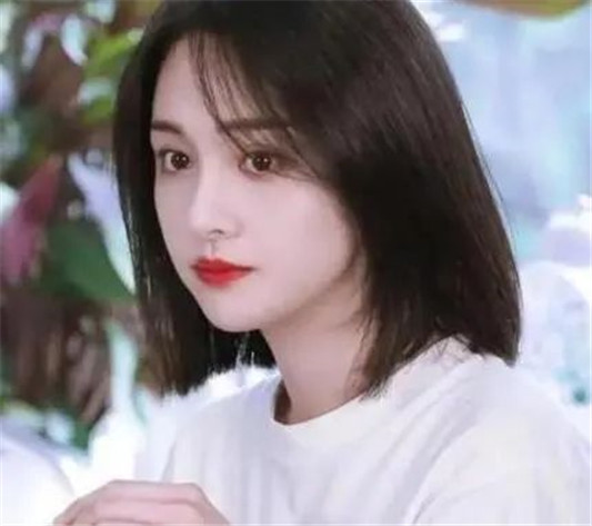 李佳琦晒出「续命」精华液,曝出价格后网友扔掉了兰蔻 2020 精华 精华液 第2张 李佳琦晒出「续命」精华液,曝出价格后网友扔掉了兰蔻 2020 精华 精华液 第2张