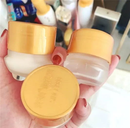 盘点5款底价的国产护肤品「价格虽便宜,但使用感很好」 2020 保湿 价格 第6张 盘点5款底价的国产护肤品「价格虽便宜,但使用感很好」 2020 保湿 价格 第6张