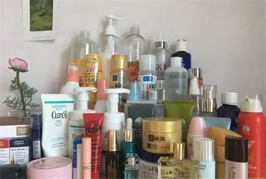 10年护肤经验超干货「有钱用大牌，不想吃土用后几款」 