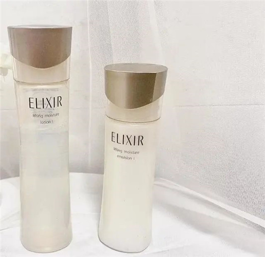 千元以内的高性价比水乳「怡丽丝尔实力最强，黛珂干皮亲妈」