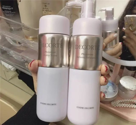 千元以内的高性价比水乳「怡丽丝尔实力最强，黛珂干皮亲妈」  2020 水乳 皮肤 第5张