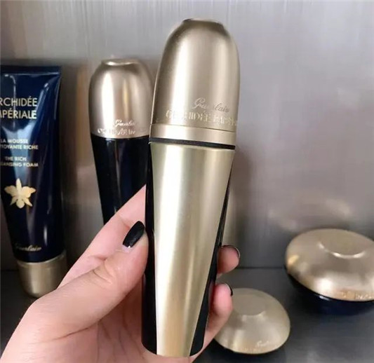 四款天价「顶级精华」，有钱人一定要知道价格  2020 精华 皮肤 第4张