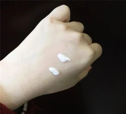 敏感肌修复必备「雅漾喷雾 薇诺娜 珂润」  2020 修复 皮肤 第4张