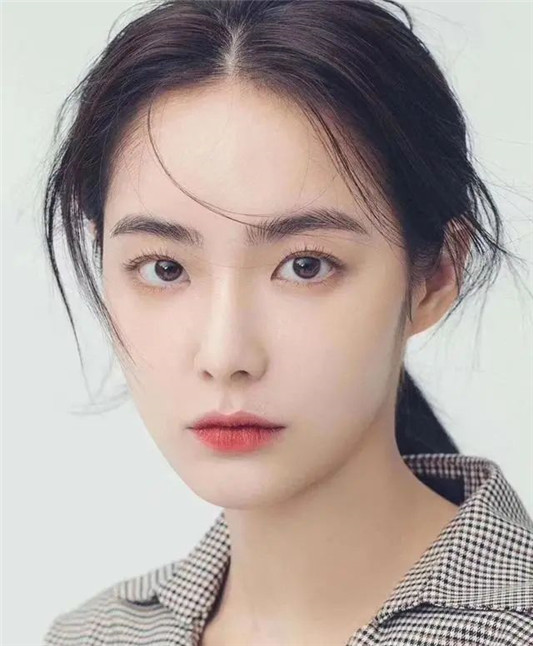 圆脸女生一定不要画这几种眉型，会降低颜值  2020 眉毛 女生 第6张