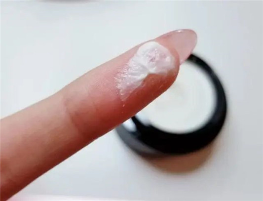 3款千元级爆款眼霜去皱抗衰测评 2020 眼霜 效果 第3张 3款千元级爆款眼霜去皱抗衰测评 2020 眼霜 效果 第3张