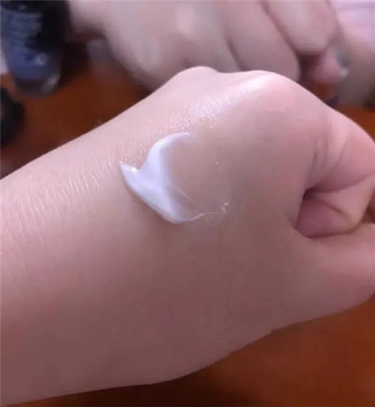 3款千元级爆款眼霜去皱抗衰测评 2020 眼霜 效果 第9张 3款千元级爆款眼霜去皱抗衰测评 2020 眼霜 效果 第9张